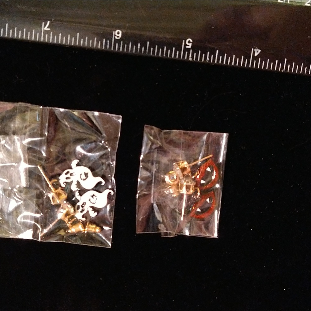 2 Pairs of Halloween Earrings